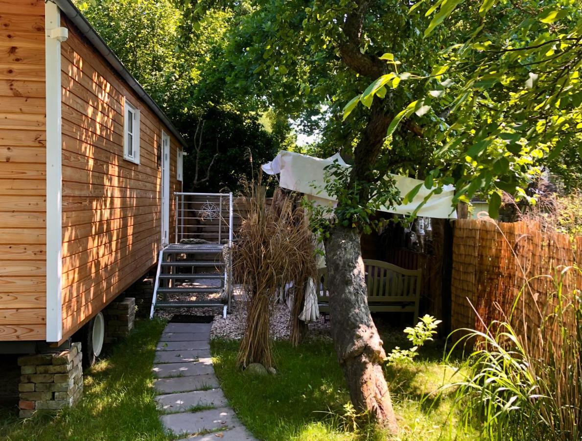 Zirkuswagen Mit Outdoor Whirlpool Und Garten Ferienhaus
